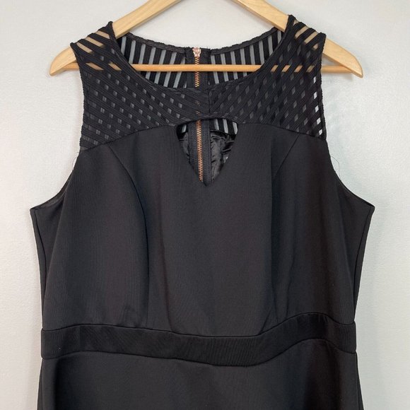 City Chic Dress Medium Women's 18 Black Mesh Inset Illusion Keyhole Sleeveless - Picture 2 of 11
